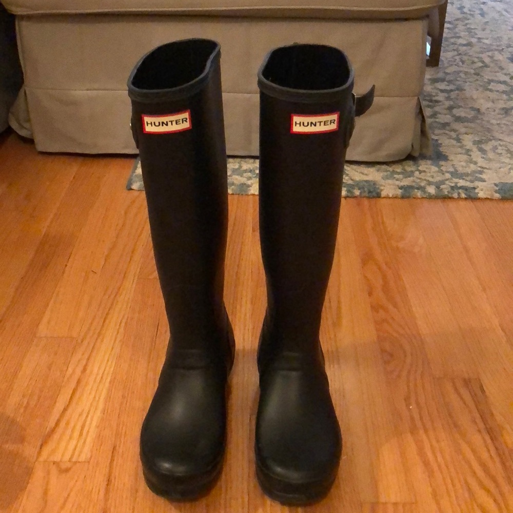 Matte Black Knee High Hunter Boots